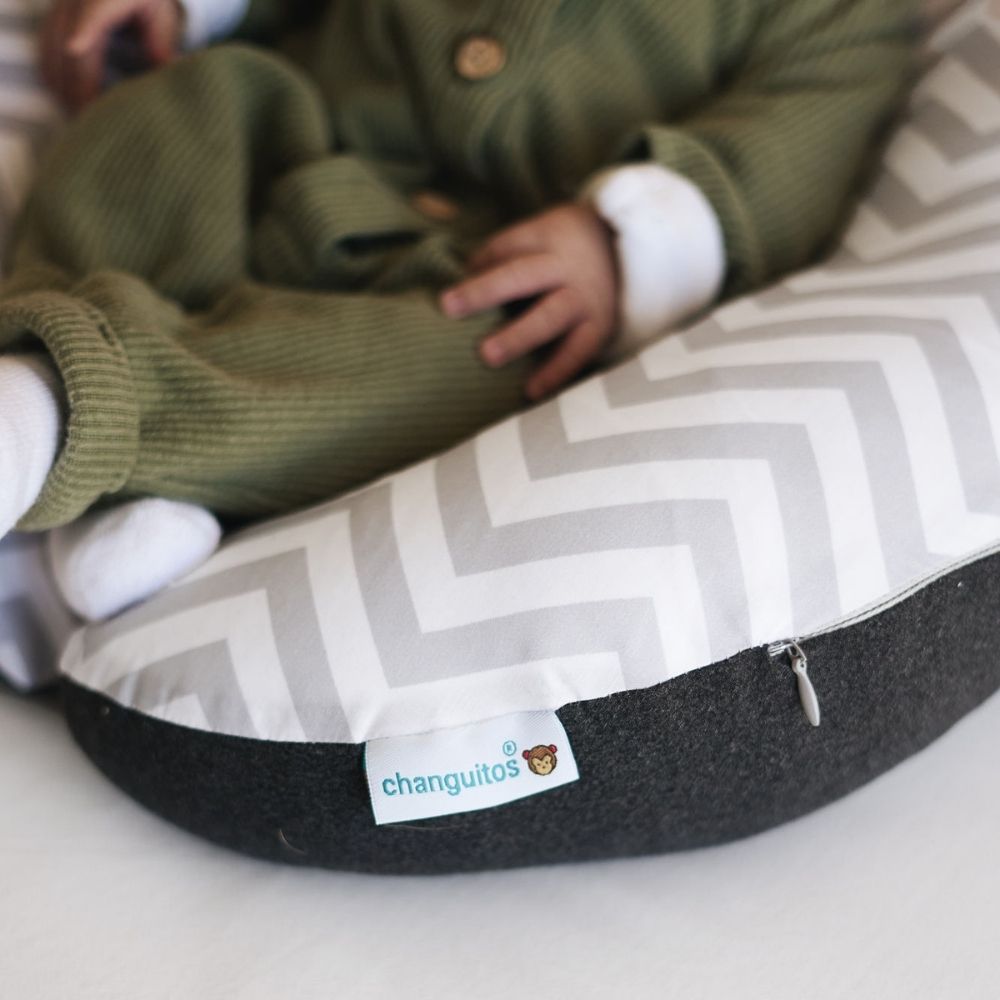 Almohada De Lactancia Y Antirreflujo Color Gris Zigzag
