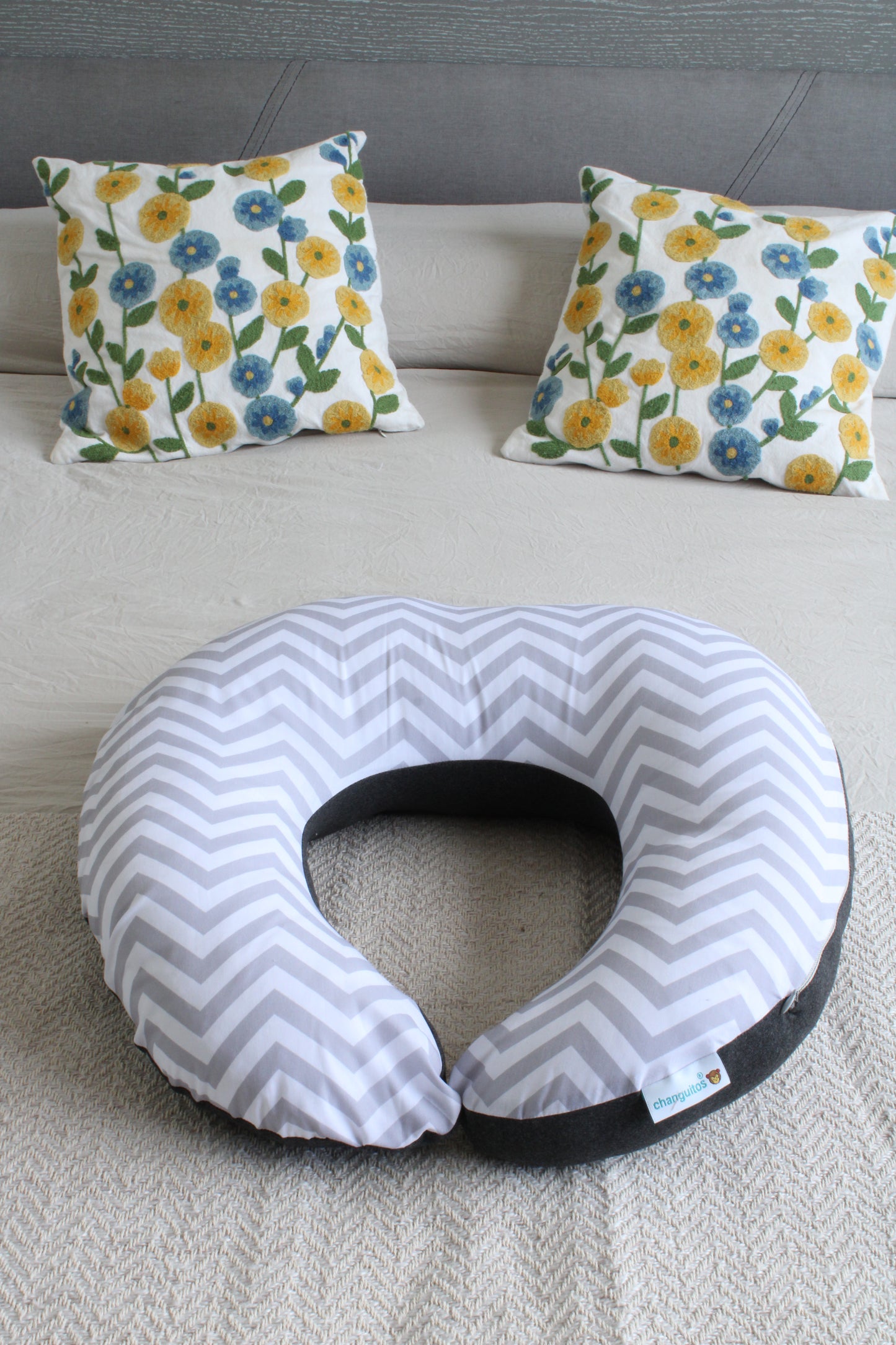 Almohada De Lactancia Y Antirreflujo Color Gris Zigzag